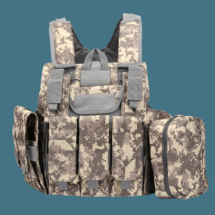 Outdoor camouflage multifunctional tactical vest